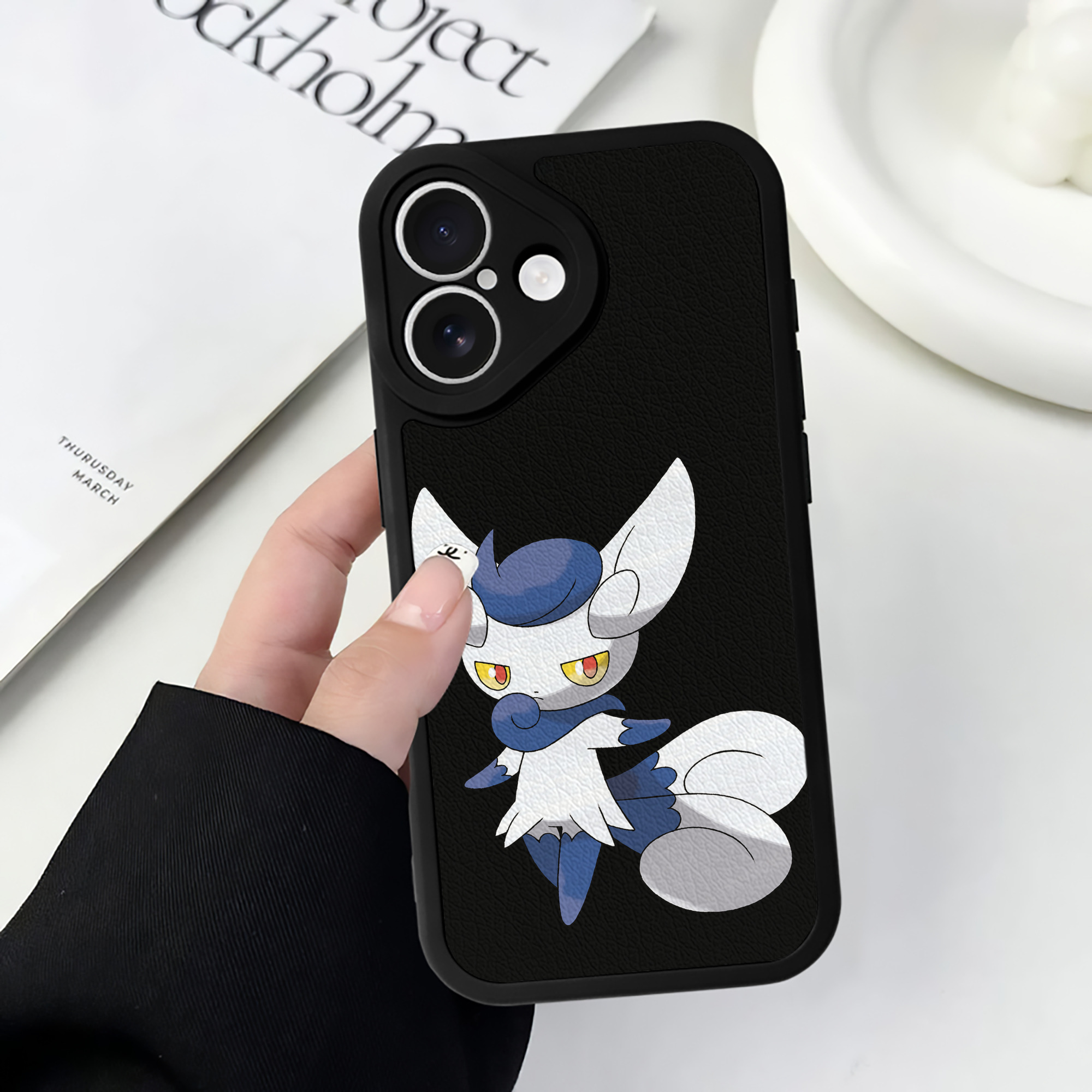 （画像用） ポケットモンスター Pokémon 【iPhone 16シリーズ対応】シリコンスマホケース（レザー調） 材質：シリコン